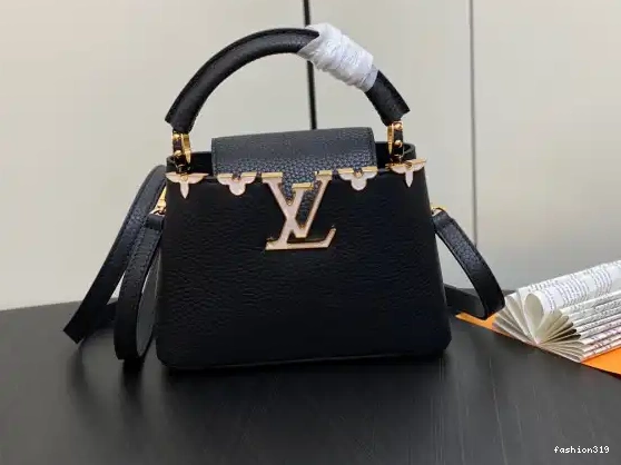 CAPUCINES VUITTON LOUIS BB 0422